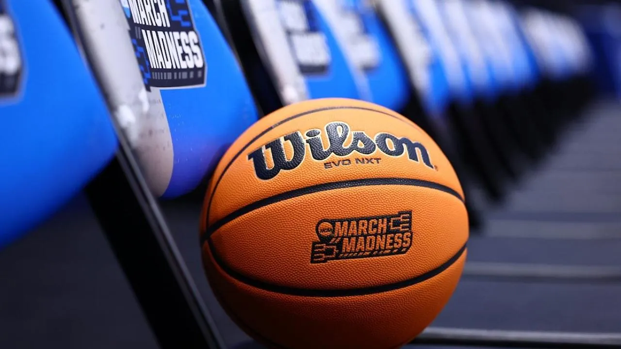 Video thumbnail for video titled Analytixx Sports Pod: early March Madness preview